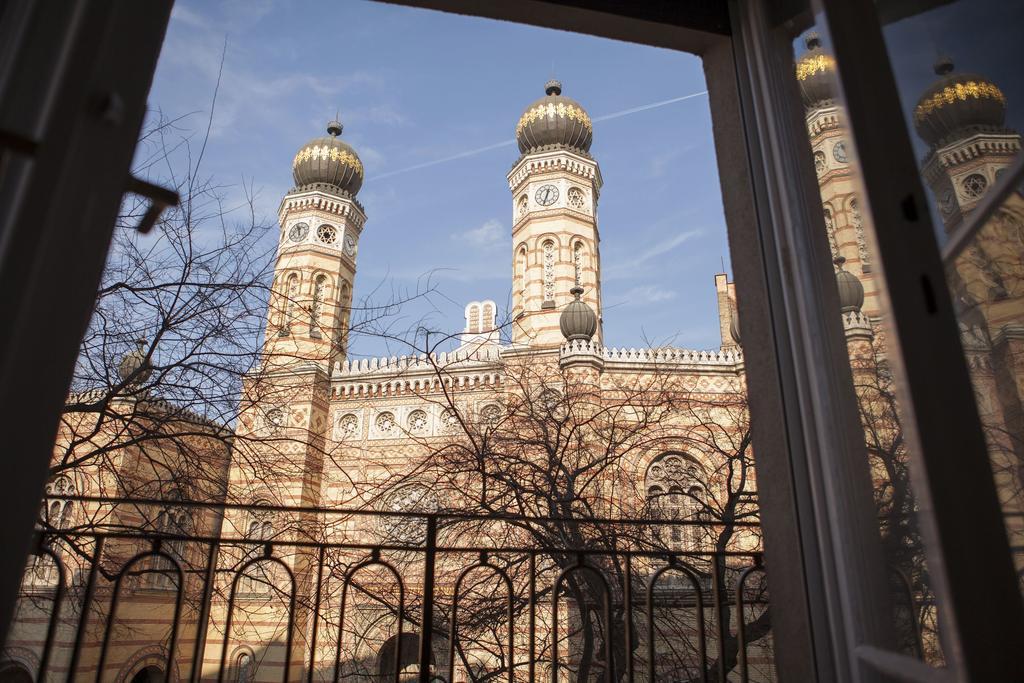 Synagogue View Apartment Budapest Luaran gambar