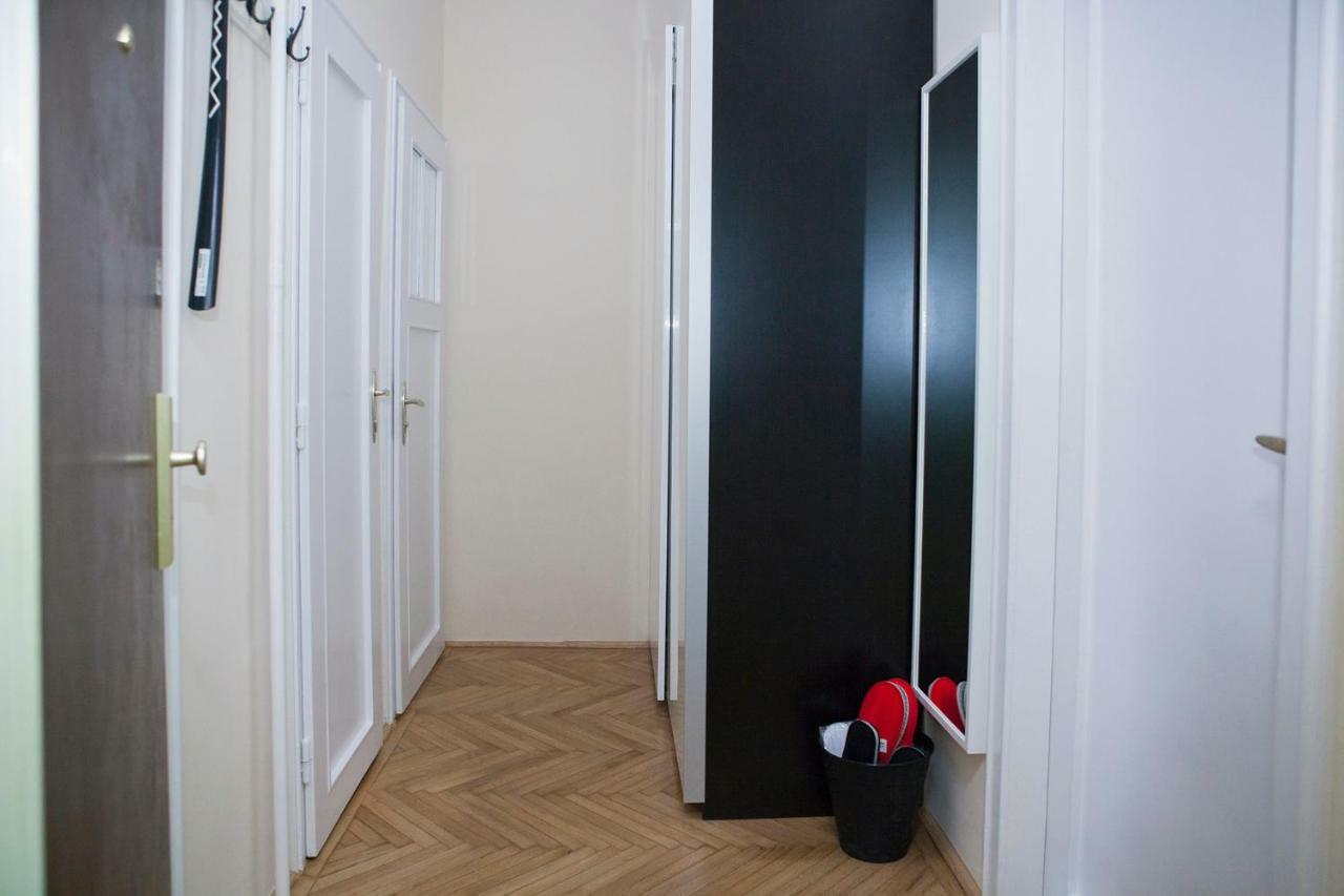 Synagogue View Apartment Budapest Luaran gambar
